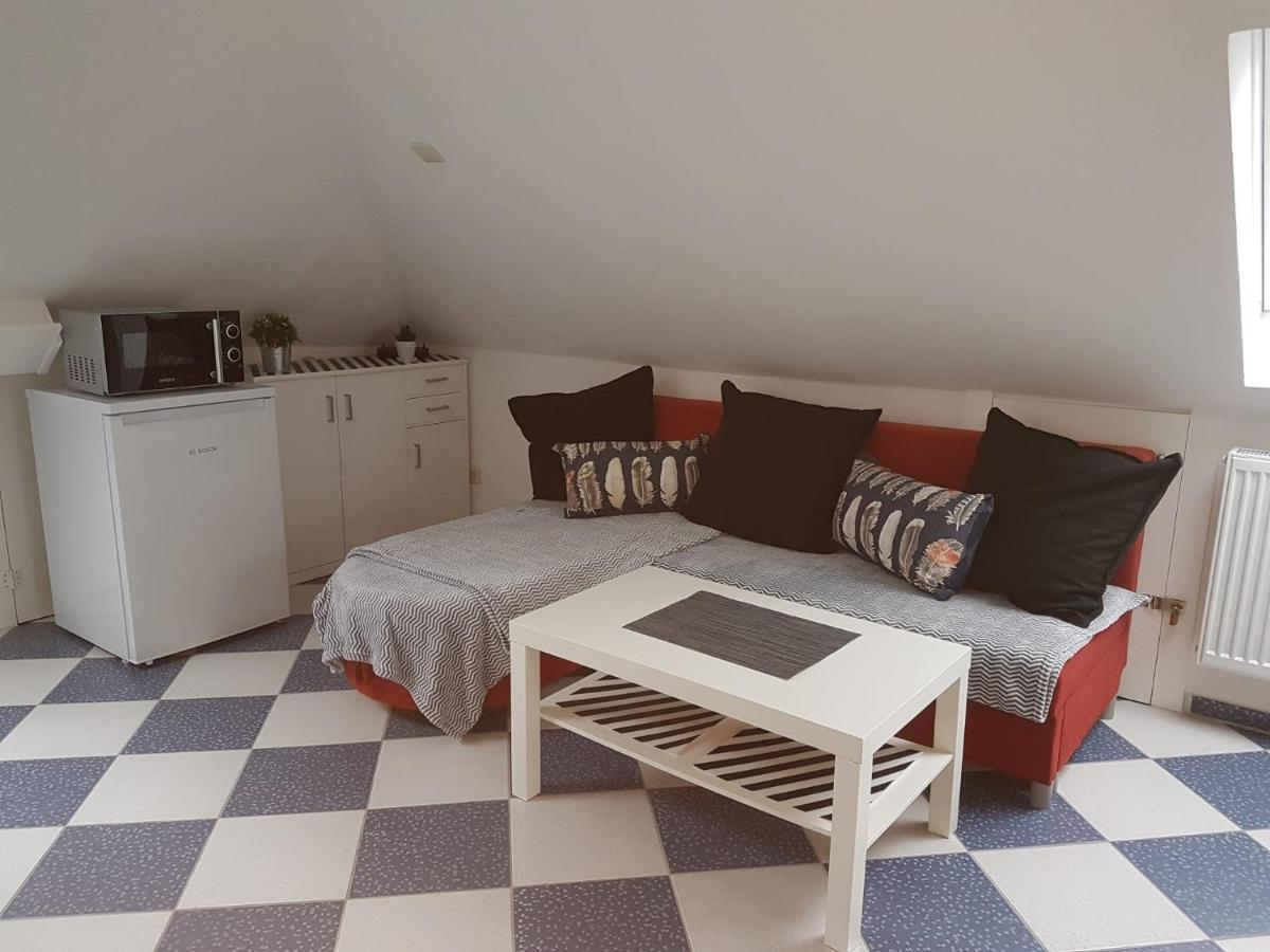 Ruhige Gemuetliche Ferienwohnung In Karlsruhe Daxlanden Fuer Monteure, Pendler, Geschaefsreisen, Wochenendreisen Extérieur photo