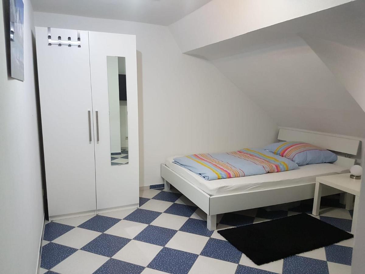 Ruhige Gemuetliche Ferienwohnung In Karlsruhe Daxlanden Fuer Monteure, Pendler, Geschaefsreisen, Wochenendreisen Extérieur photo