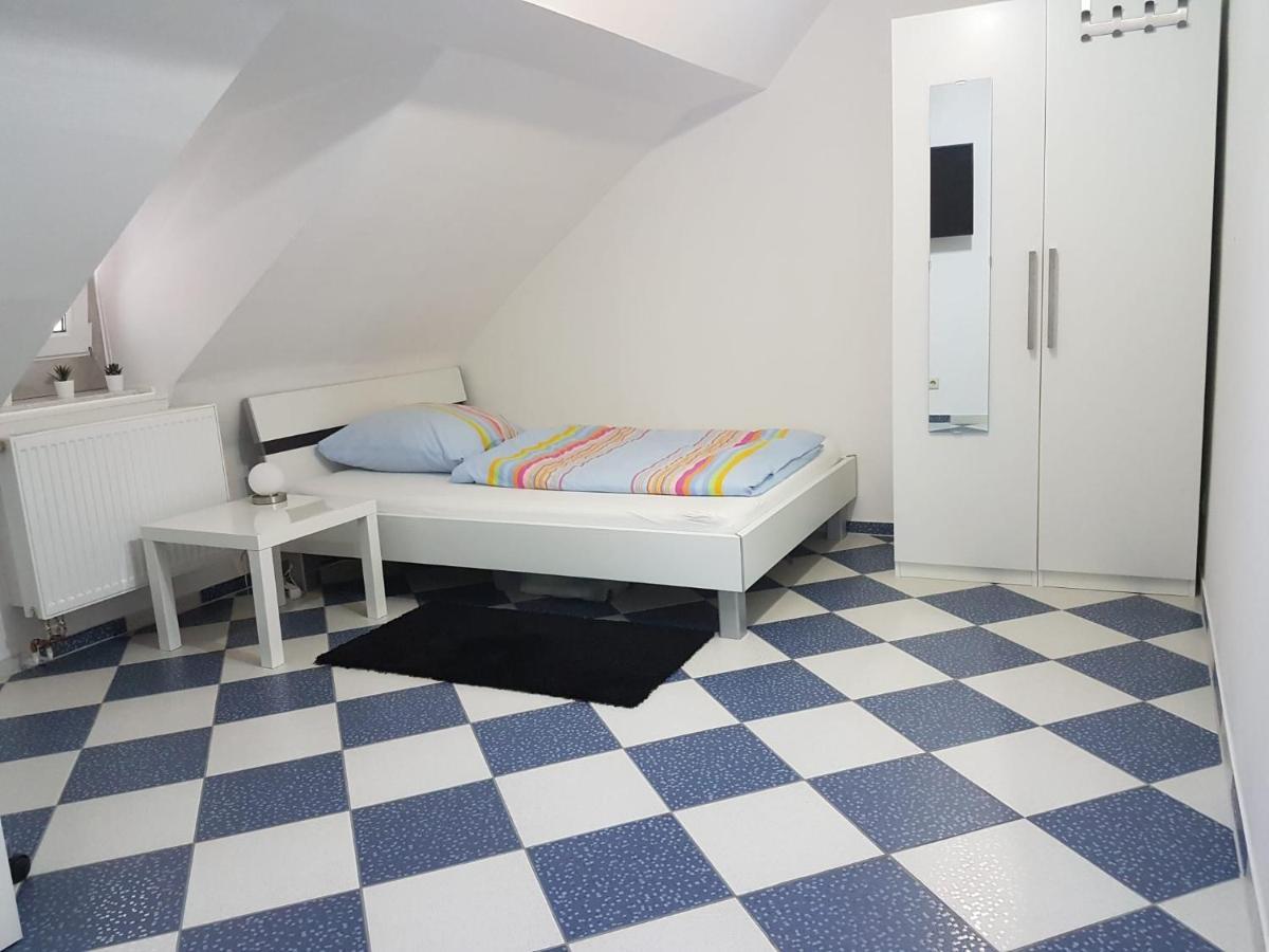 Ruhige Gemuetliche Ferienwohnung In Karlsruhe Daxlanden Fuer Monteure, Pendler, Geschaefsreisen, Wochenendreisen Extérieur photo