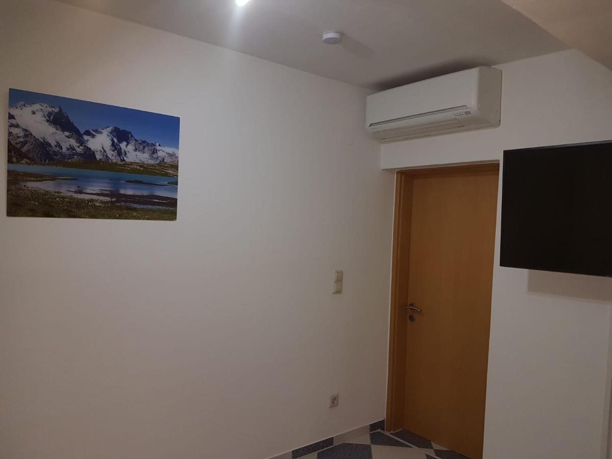 Ruhige Gemuetliche Ferienwohnung In Karlsruhe Daxlanden Fuer Monteure, Pendler, Geschaefsreisen, Wochenendreisen Extérieur photo
